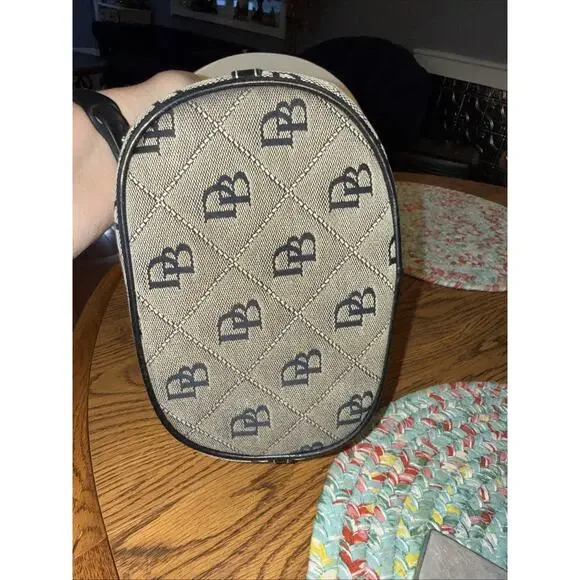 DOONEY & BOURKE SIGNATURE CLOTH & LEATHER SMALL HOBO BUCKET HANDBAG *NICE* - Picture 6 of 14